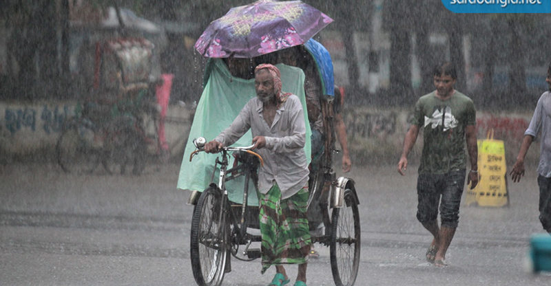 রাজধানীতে সারাদিন থেমে থেমে বৃষ্টির সম্ভাবনা
