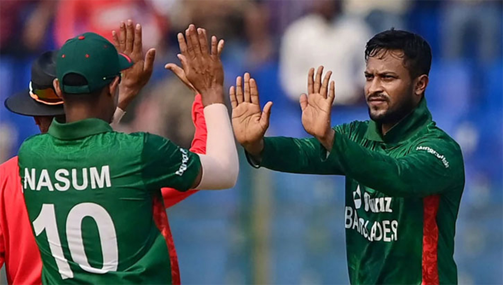 আফগানিস্তানে শিবিরে প্রথম আঘাত হানলেন সাকিব