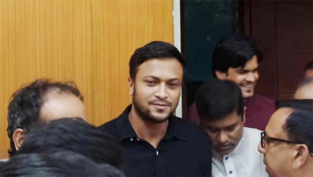 মাগুরা-১ আসনে নৌকার মাঝি হলেন সাকিব