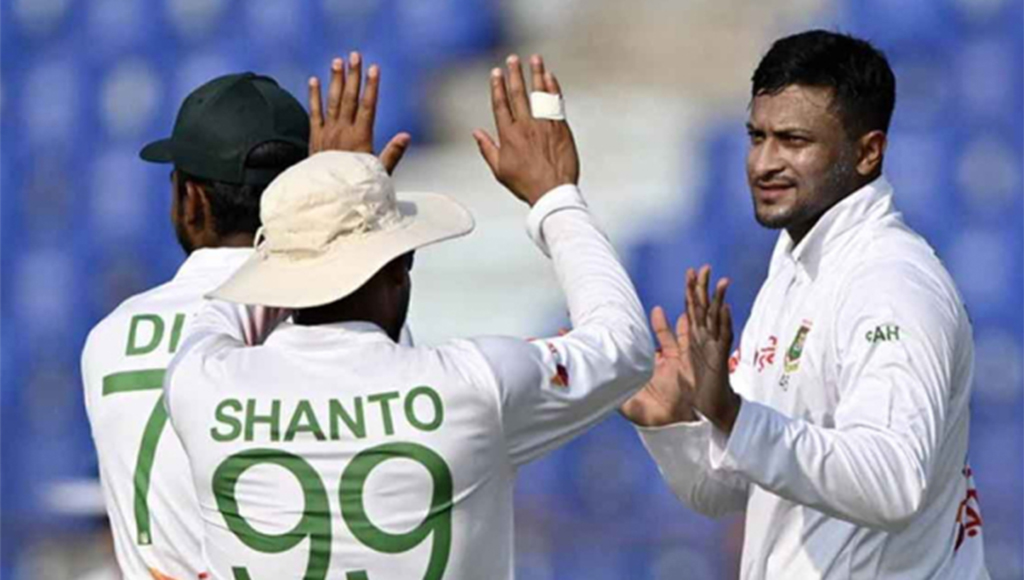 ৫১১ রানের বিশাল লক্ষ্য দিয়ে শ্রীলঙ্কার ইনিংস ঘোষণা