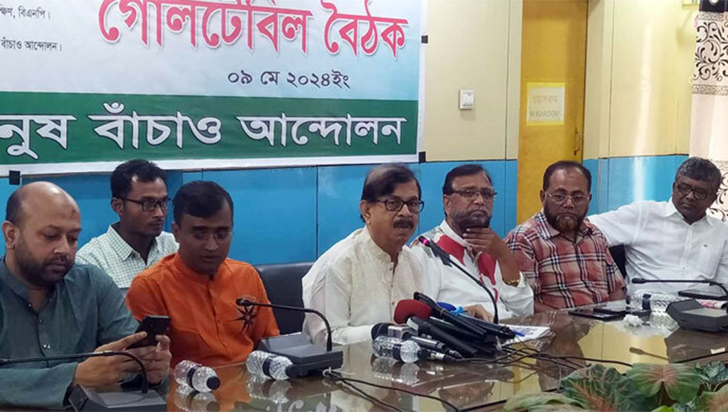 ভারতের কারণেই বাংলাদেশের গণতন্ত্র হত্যা হয়েছে: মান্না